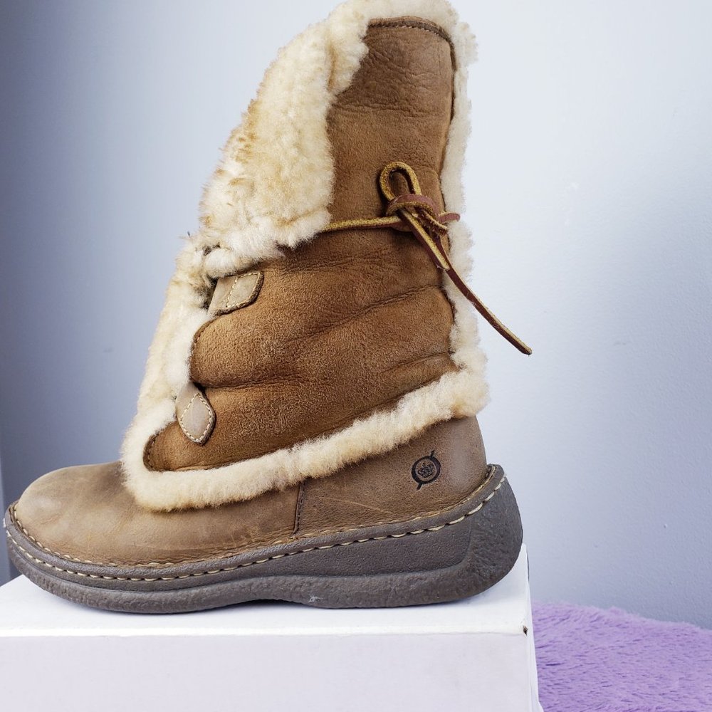 BORN FirstNation Mukluk Sheepskin Shearling Boot rated-40 Peau Mouton Botte 7us
